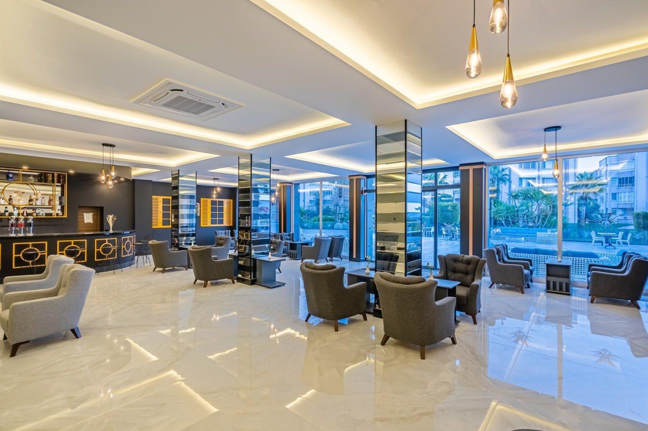Royal Palace Kusadasi Hotel Exterior foto